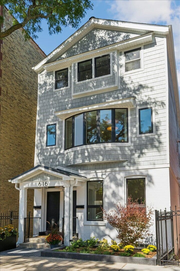 616 W Willow Street, Chicago, IL 60614 616 W Willow Street, Chicago, IL 60614