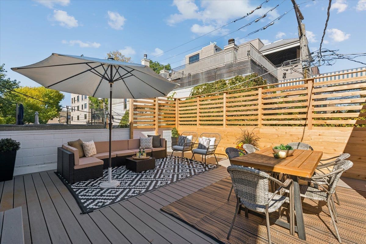 616 W Willow Street, Chicago, IL 60614 616 W Willow Street, Chicago, IL 60614