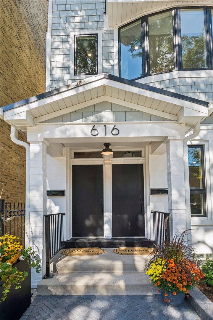 616 W Willow Street, Chicago, IL 60614 616 W Willow Street, Chicago, IL 60614
