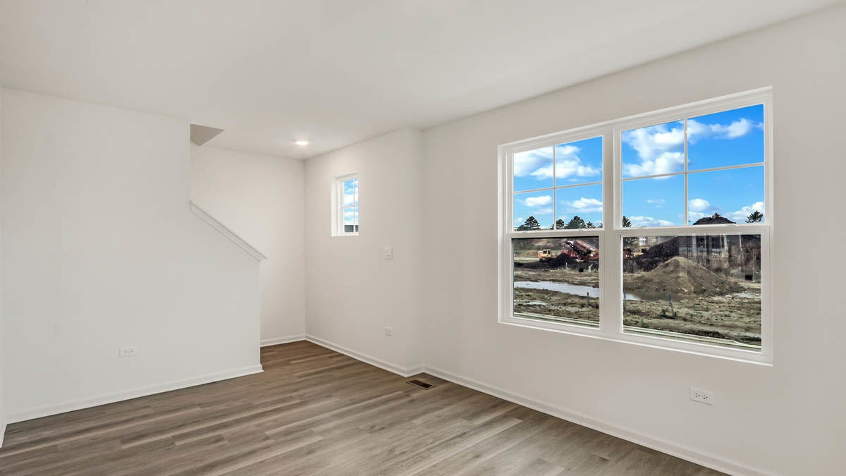 403 Lakeshore Court, St. Charles, IL 60174