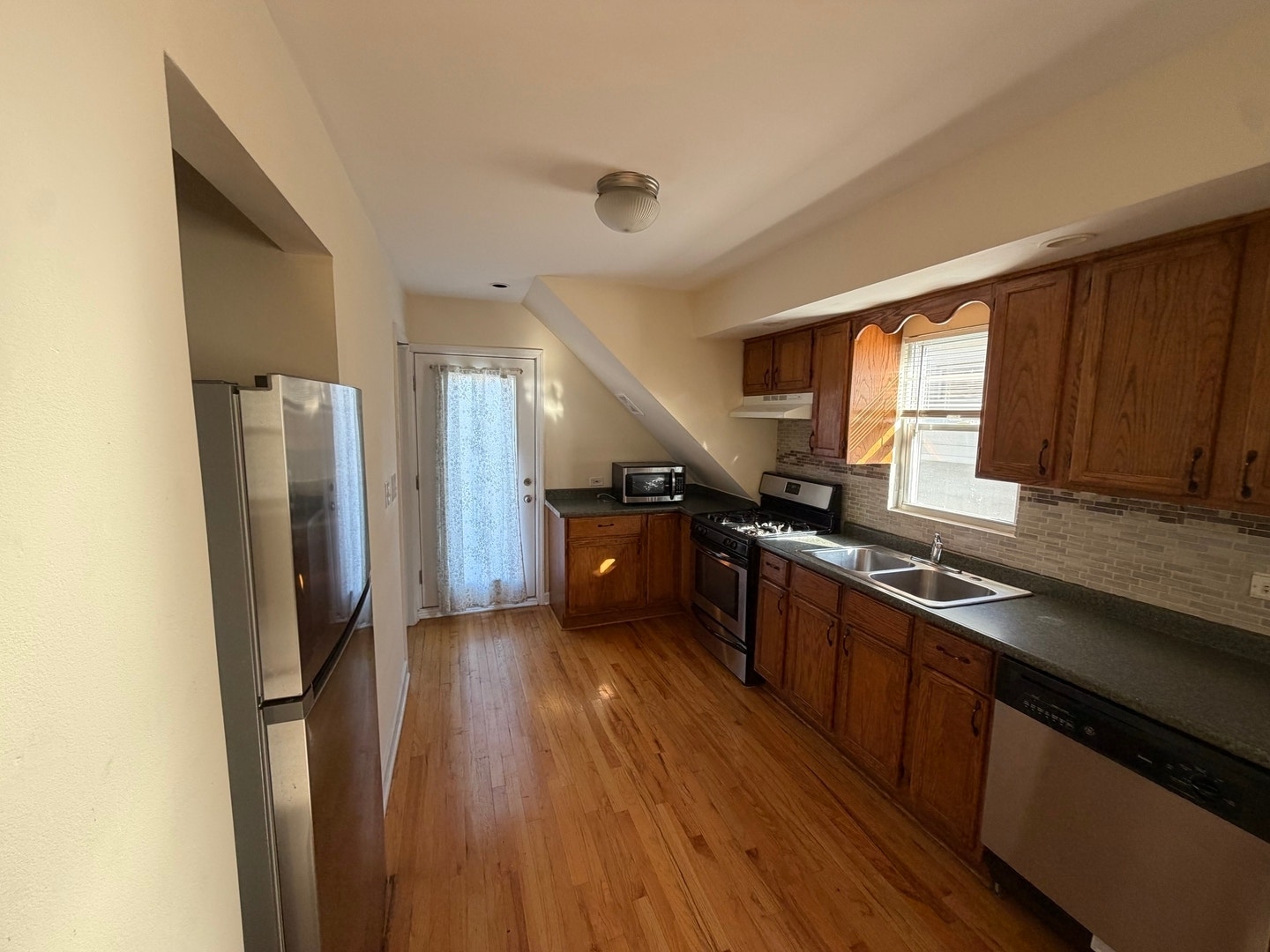 3755 N Christiana Avenue, #2, Chicago, IL 60618 3755 N Christiana Avenue, #2, Chicago, IL 60618