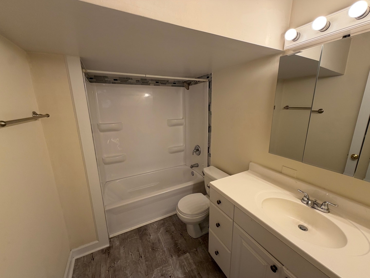 3755 N Christiana Avenue, #2, Chicago, IL 60618 3755 N Christiana Avenue, #2, Chicago, IL 60618
