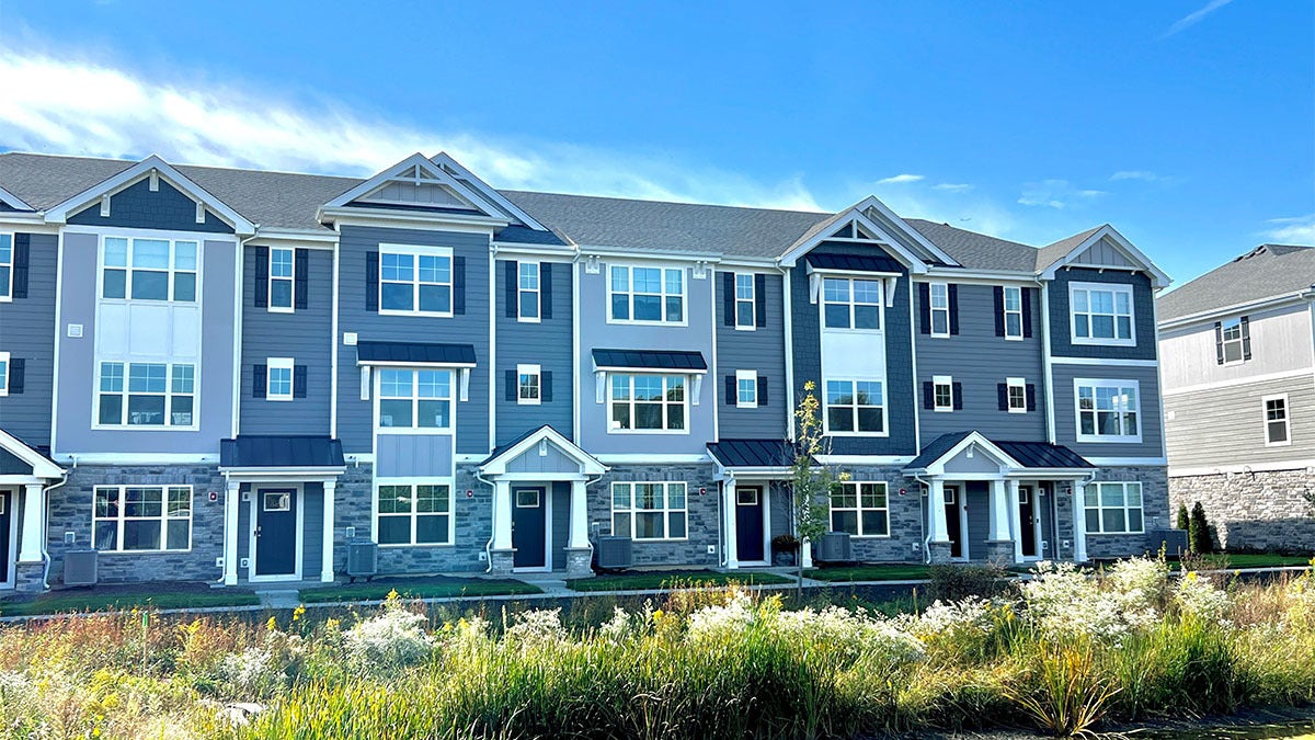 415 Lakeshore Court, St. Charles, IL 60174 415 Lakeshore Court, St. Charles, IL 60174