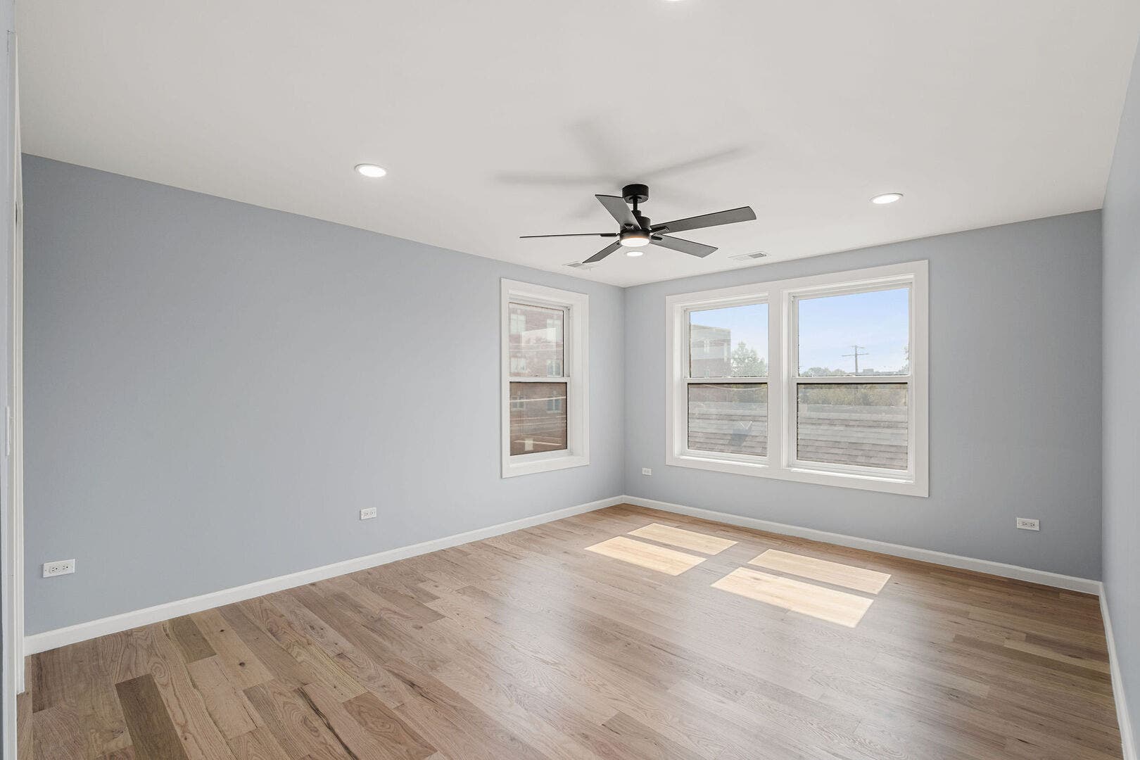 6672 W Montrose Avenue, Harwood Heights, IL 60706 6672 W Montrose Avenue, Harwood Heights, IL 60706