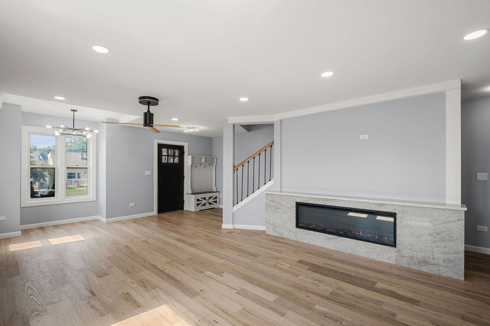 6672 W Montrose Avenue, Harwood Heights, IL 60706 6672 W Montrose Avenue, Harwood Heights, IL 60706