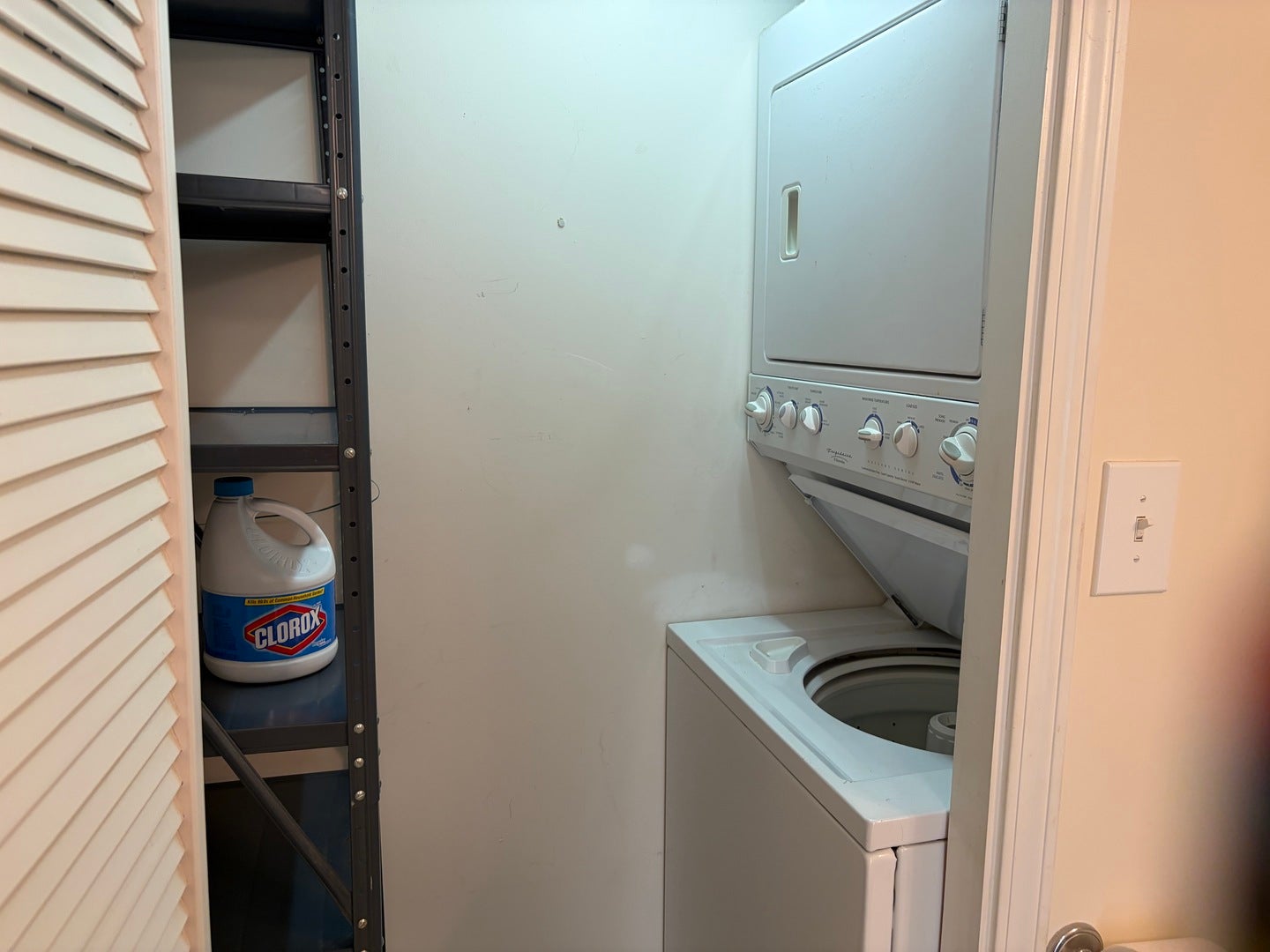 IN THIS UNIT YOU HAVE YOUR OWN PRIVATE WASHER AND