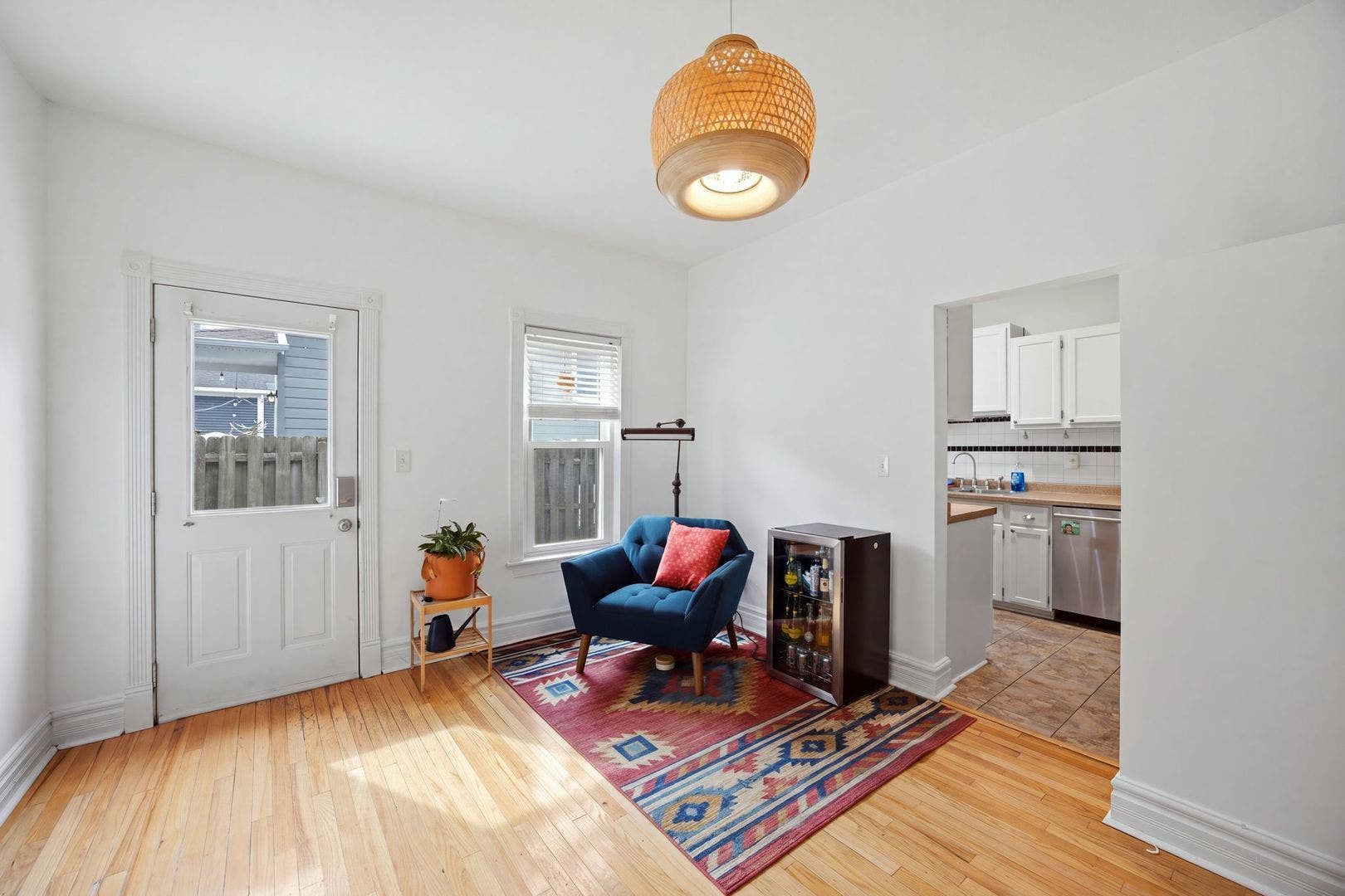 602 S 5th Avenue, St. Charles, IL 60174 602 S 5th Avenue, St. Charles, IL 60174