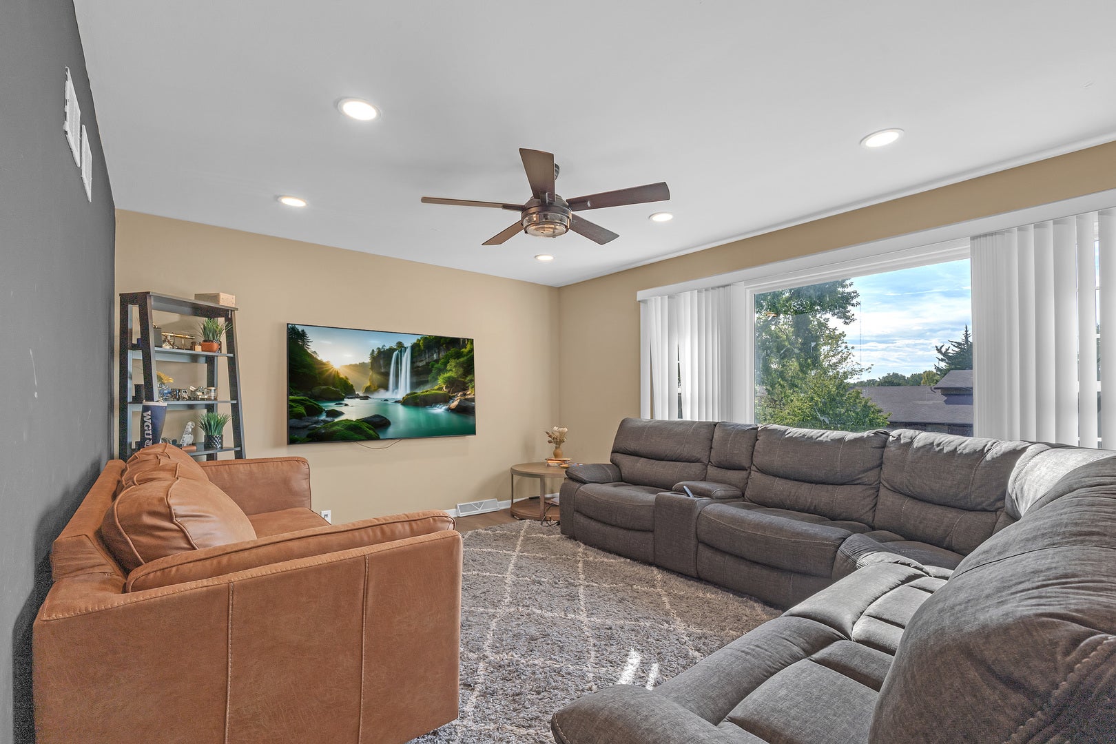 315 Morningside Drive, Bloomingdale, IL 60108 Unit B