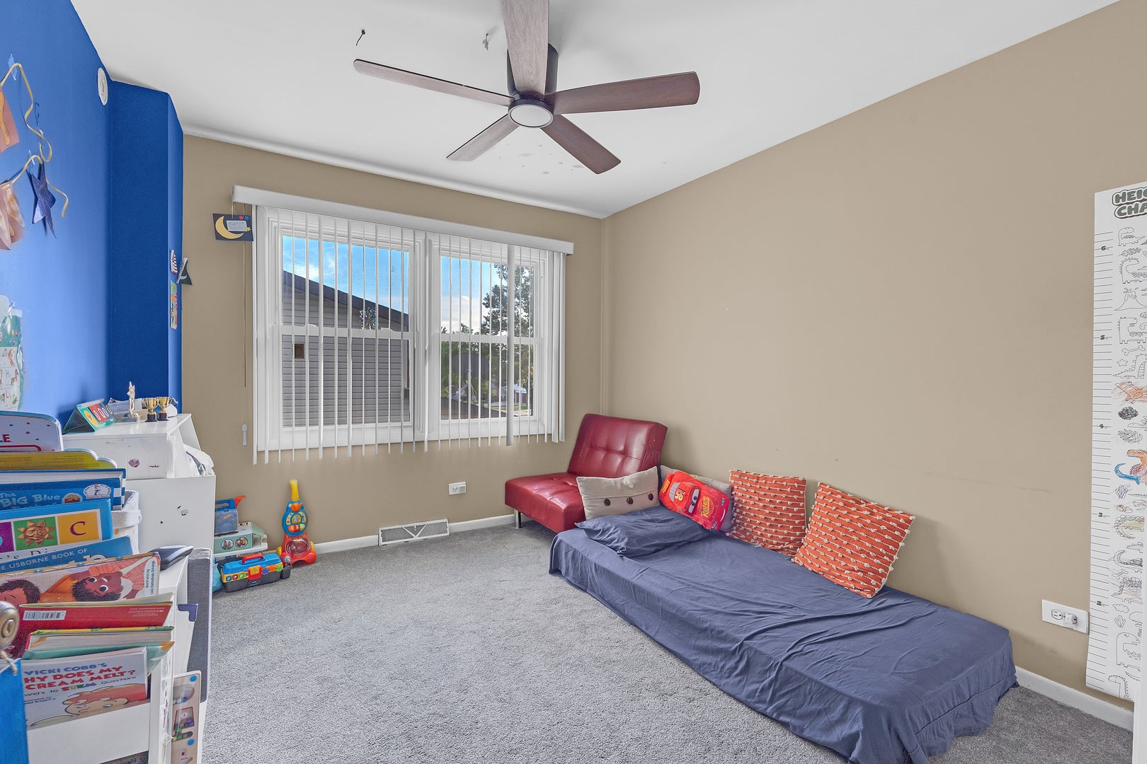 315 Morningside Drive, Bloomingdale, IL 60108 Bedroom Unit B