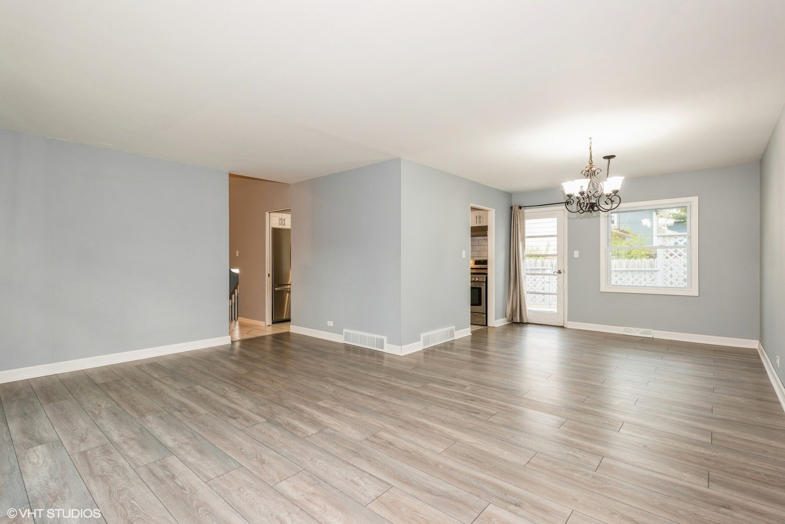 319 Shirley Court, Wheaton, IL 60187 319 Shirley Court, Wheaton, IL 60187