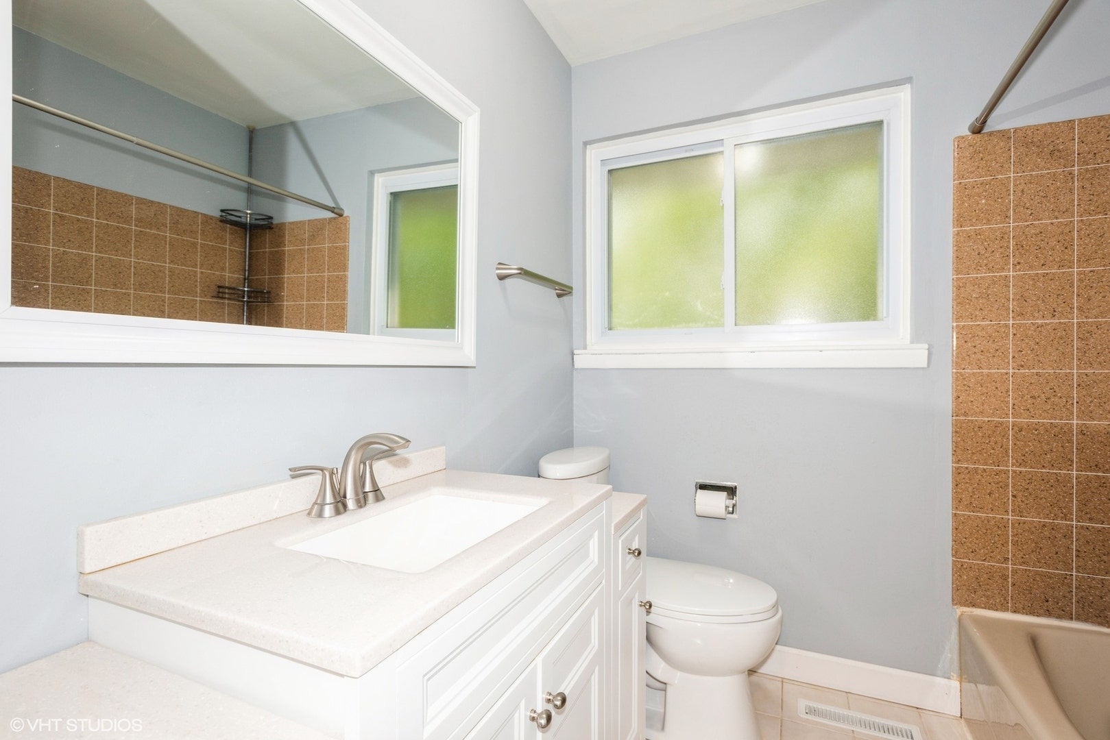 319 Shirley Court, Wheaton, IL 60187 319 Shirley Court, Wheaton, IL 60187
