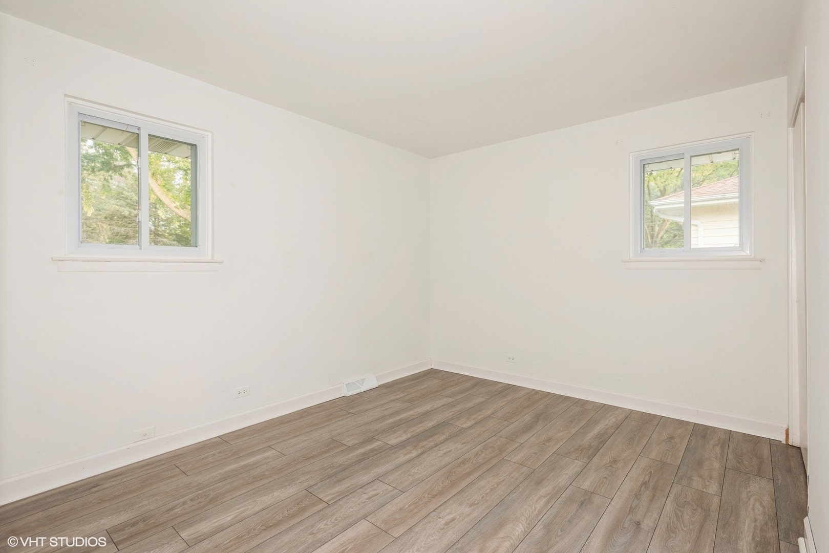 319 Shirley Court, Wheaton, IL 60187 319 Shirley Court, Wheaton, IL 60187