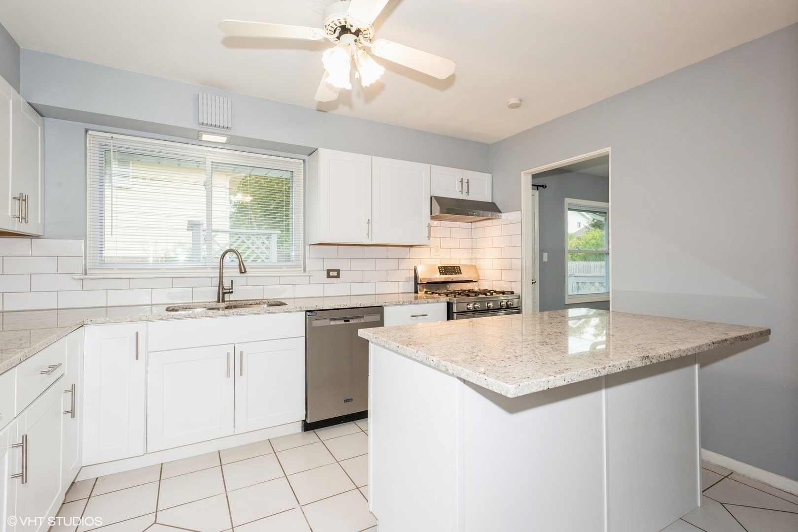 319 Shirley Court, Wheaton, IL 60187 319 Shirley Court, Wheaton, IL 60187
