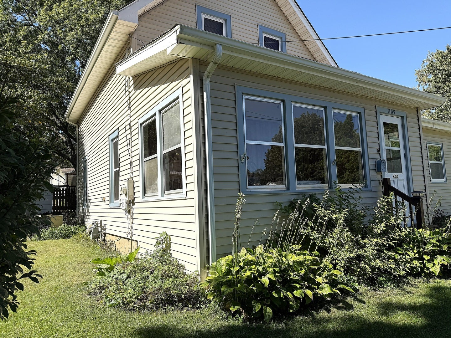 809 Inlet Avenue, Dixon, IL 61021 809 Inlet Avenue, Dixon, IL 61021