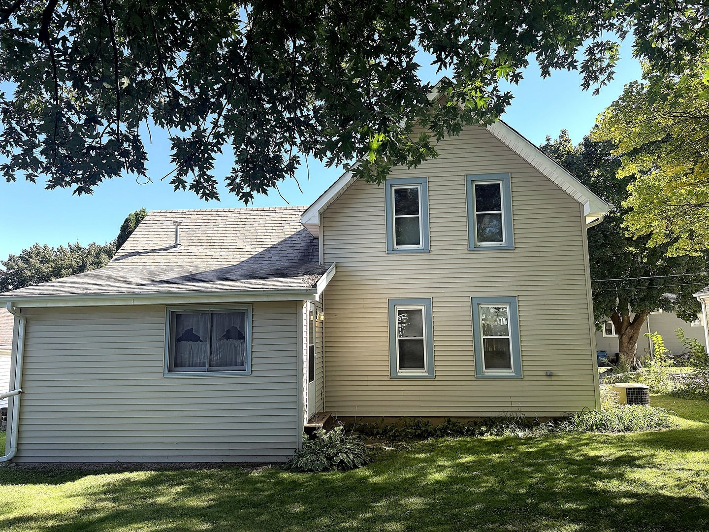 809 Inlet Avenue, Dixon, IL 61021 809 Inlet Avenue, Dixon, IL 61021