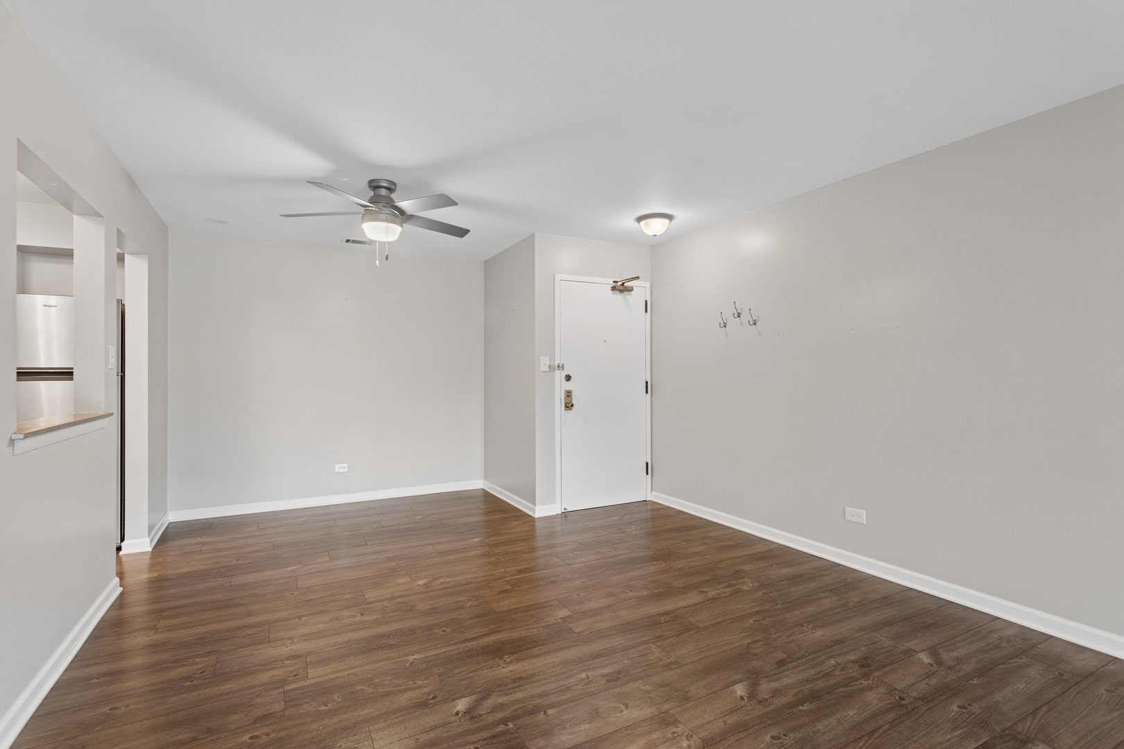7510 Farmingdale Drive, #210, Darien, IL 60561 7510 Farmingdale Drive, #210, Darien, IL 60561