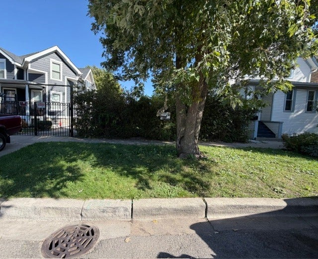 1127 N Waller Avenue, Chicago, IL 60651 1127 N Waller Avenue, Chicago, IL 60651
