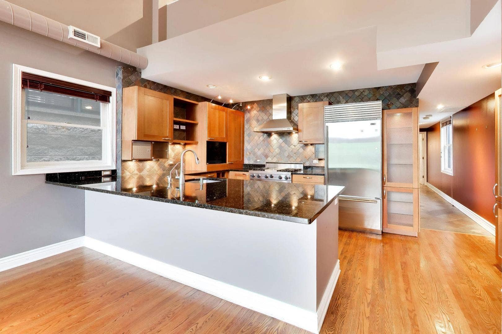 2032 N BURLING Street, #3, Chicago, IL 60614