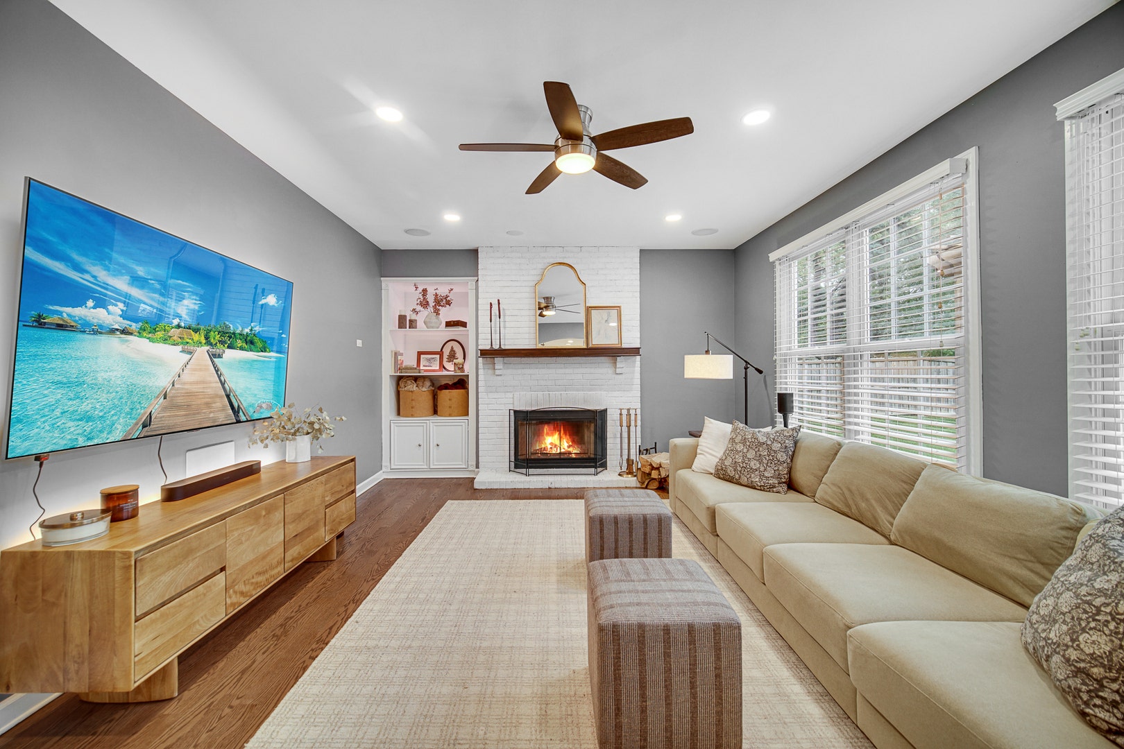 1429 Braxton Road, Libertyville, IL 60048 1429 Braxton Road, Libertyville, IL 60048