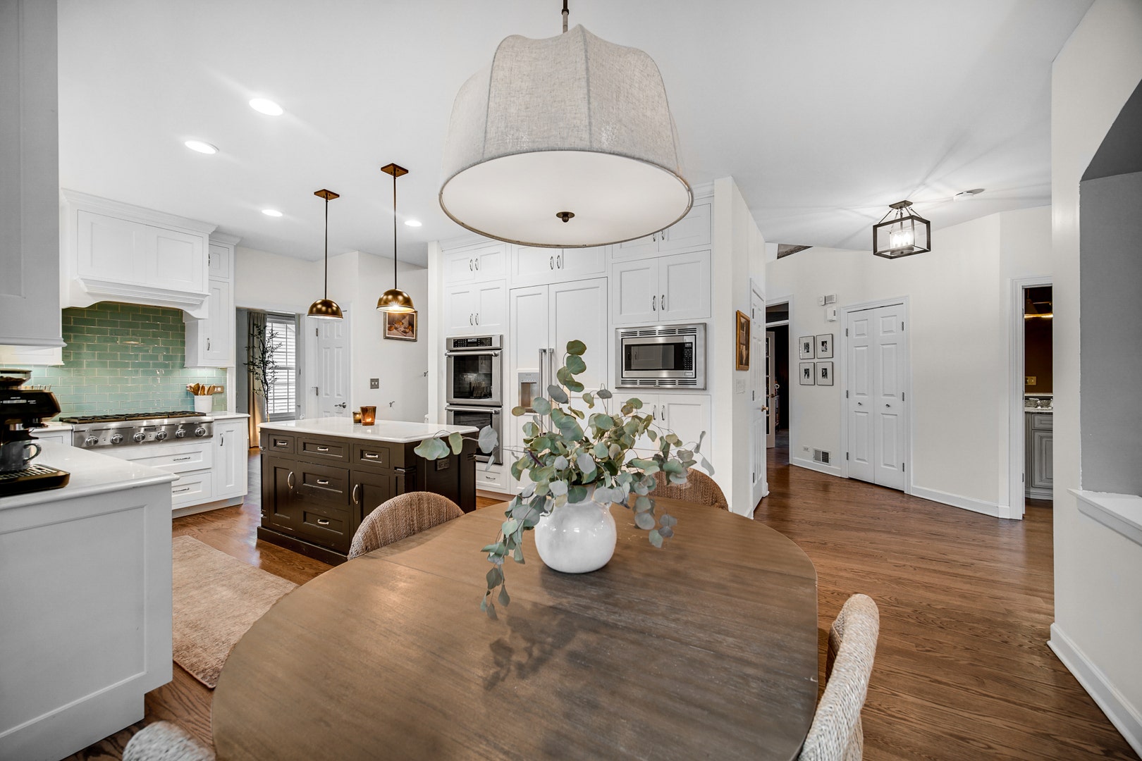 1429 Braxton Road, Libertyville, IL 60048 1429 Braxton Road, Libertyville, IL 60048