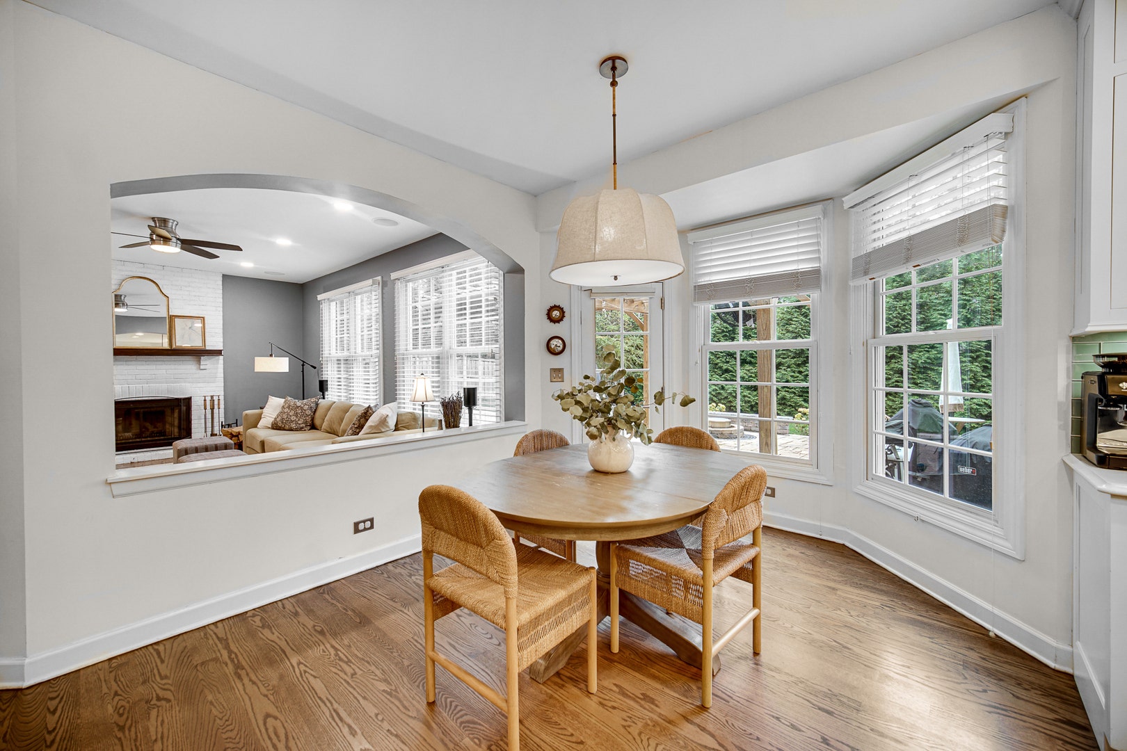 1429 Braxton Road, Libertyville, IL 60048 1429 Braxton Road, Libertyville, IL 60048