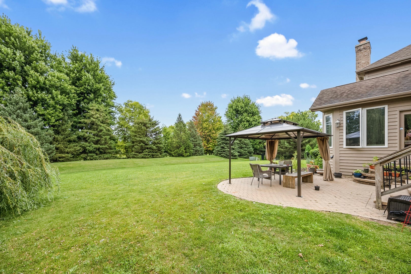 4767 Sassafras Lane, Naperville, IL 60564 4767 Sassafras Lane, Naperville, IL 60564
