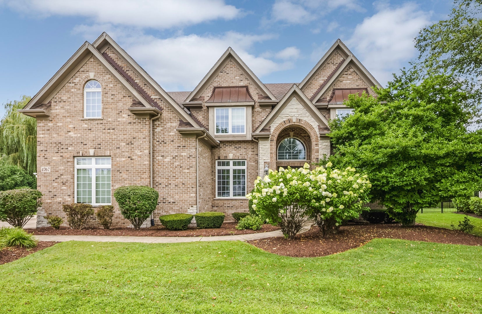 4767 Sassafras Lane, Naperville, IL 60564 4767 Sassafras Lane, Naperville, IL 60564