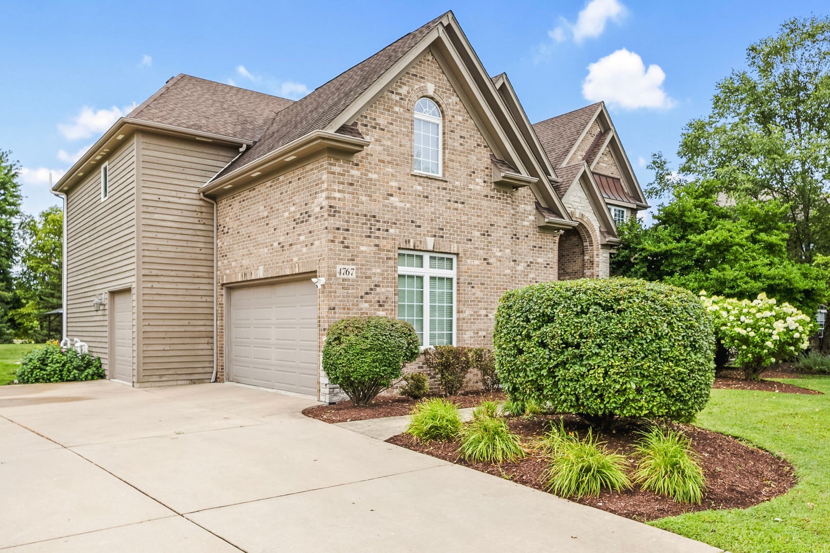 4767 Sassafras Lane, Naperville, IL 60564 4767 Sassafras Lane, Naperville, IL 60564