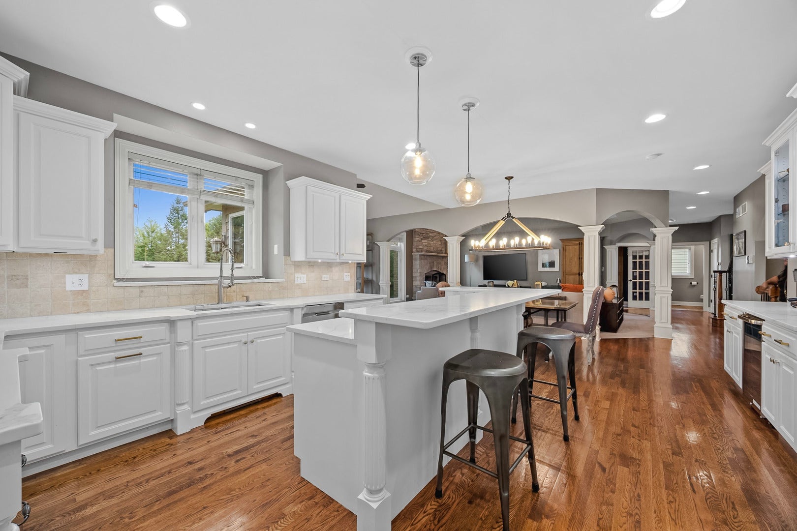 4767 Sassafras Lane, Naperville, IL 60564 4767 Sassafras Lane, Naperville, IL 60564