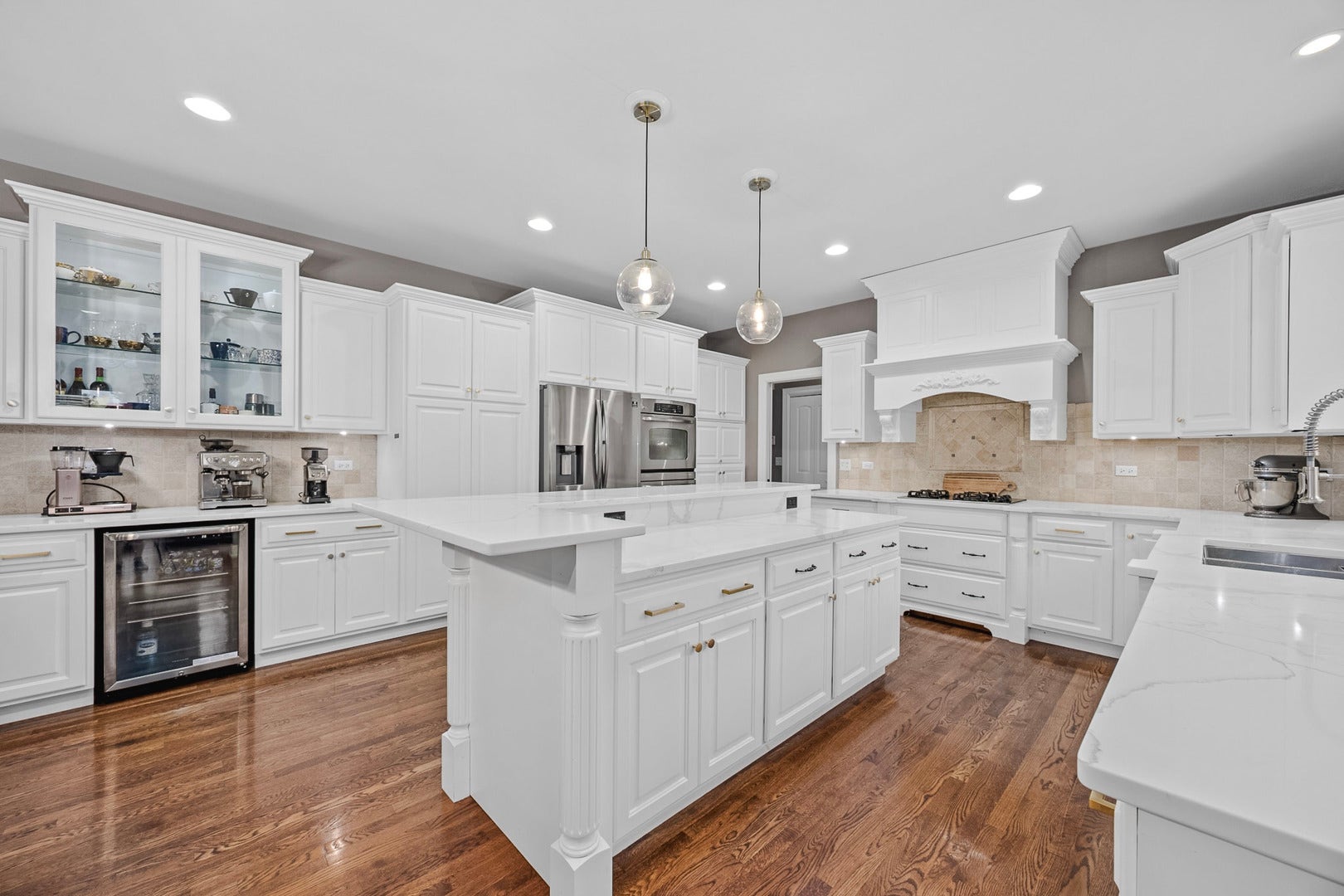 4767 Sassafras Lane, Naperville, IL 60564 4767 Sassafras Lane, Naperville, IL 60564