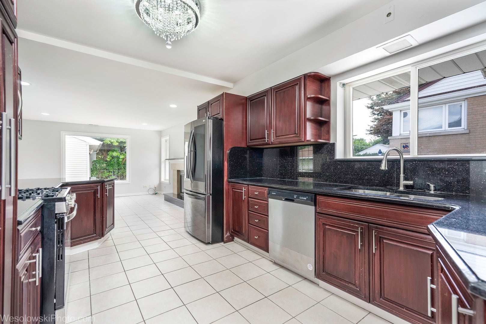 7261 N East Prairie Road, Lincolnwood, IL 60712 7261 N East Prairie Road, Lincolnwood, IL 60712
