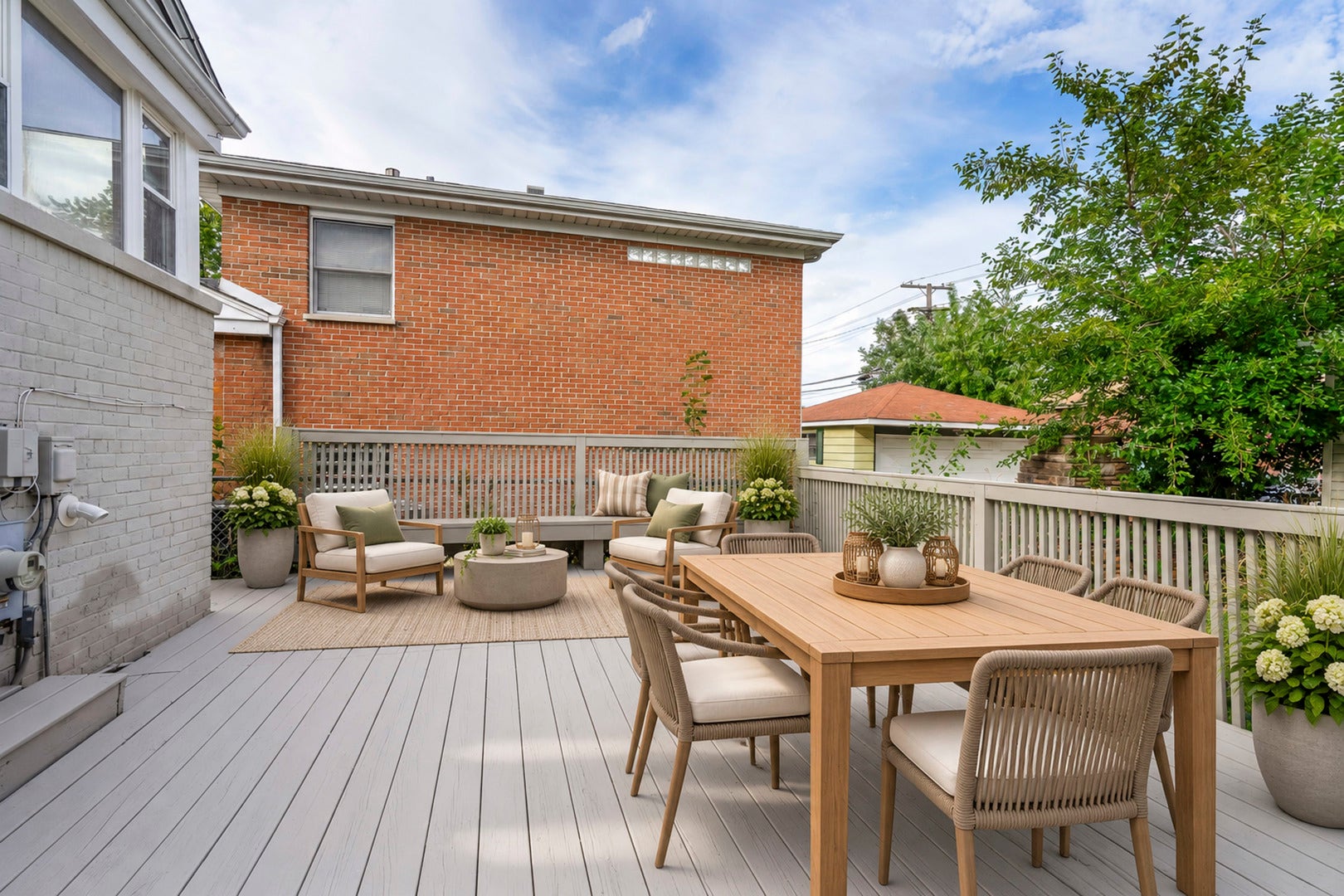 7261 N East Prairie Road, Lincolnwood, IL 60712 7261 N East Prairie Road, Lincolnwood, IL 60712