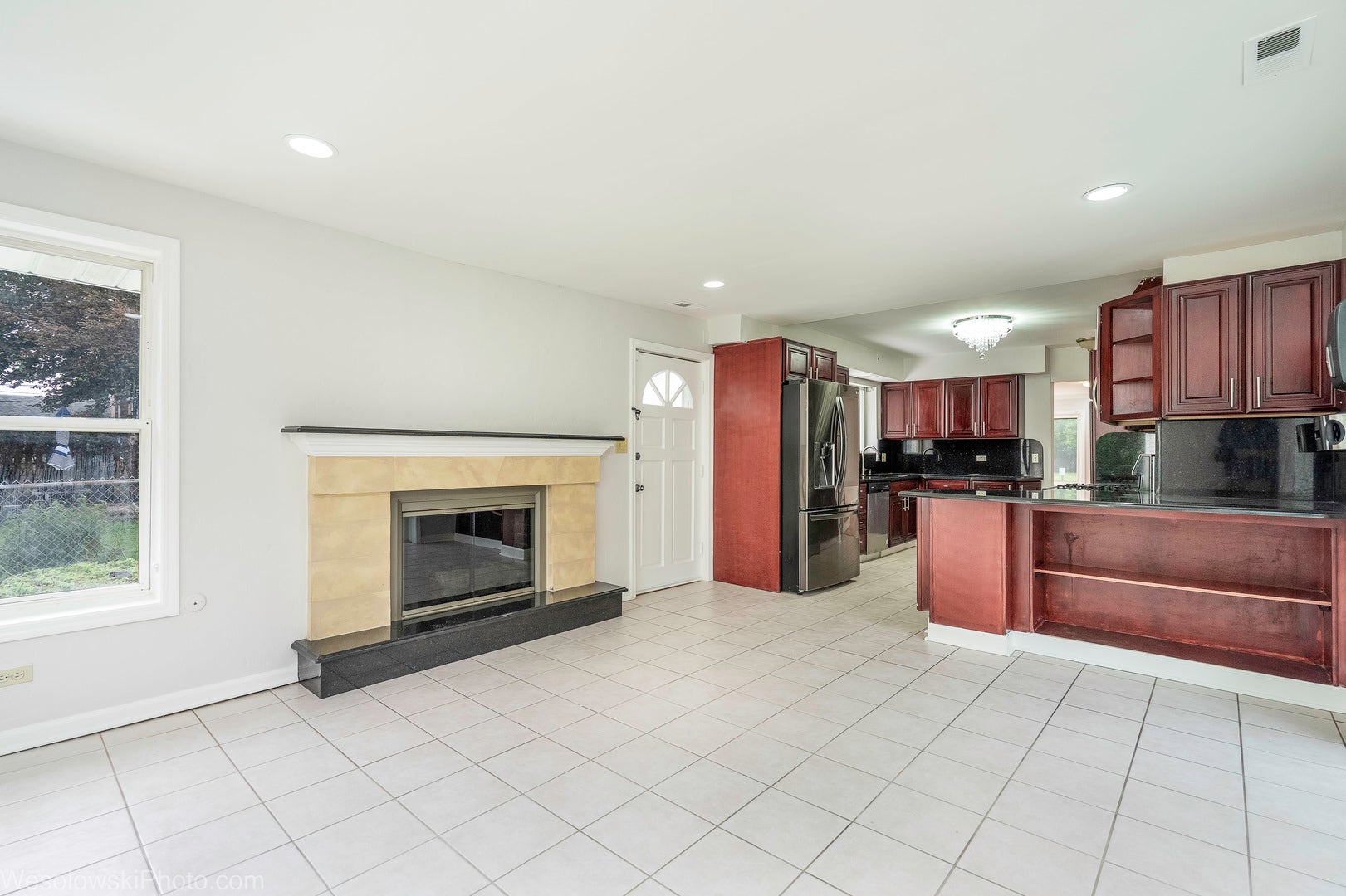 7261 N East Prairie Road, Lincolnwood, IL 60712 7261 N East Prairie Road, Lincolnwood, IL 60712