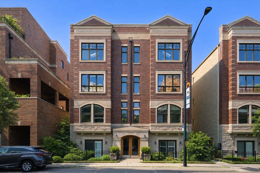 Property photo for 2842 N Halsted Street, #3N, Chicago, IL