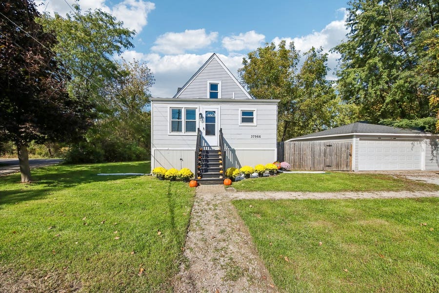 Property photo for 37966 N Nora Place, Spring Grove, IL