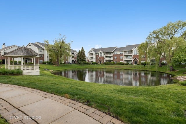 Property photo for 20 Sterling Circle, #306, Wheaton, IL