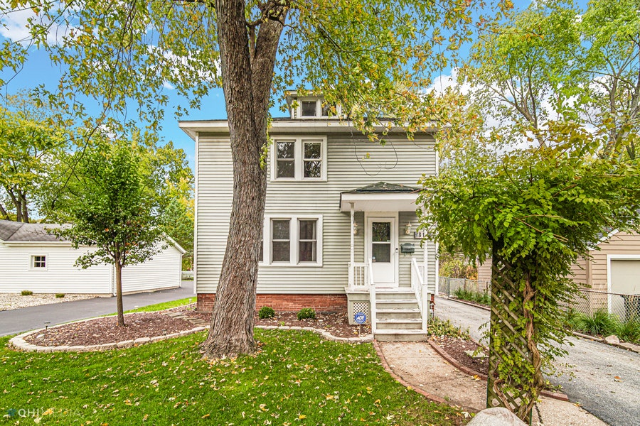 Property photo for 816 Forest Lane, Thornton, IL