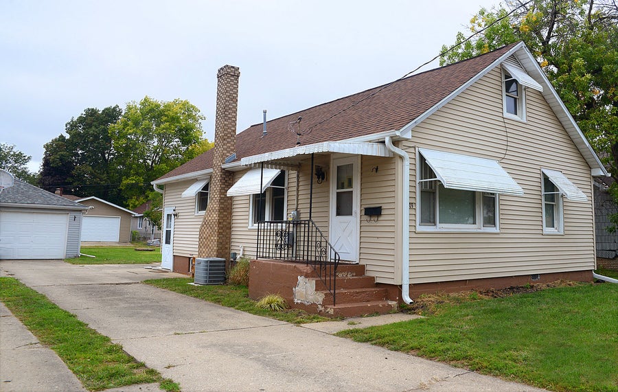 Property photo for 109 17th Avenue, Naplate, IL