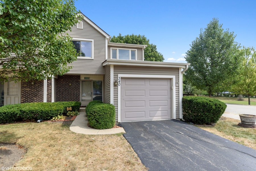 Property photo for 340 E Forest Knoll Drive, Palatine, IL