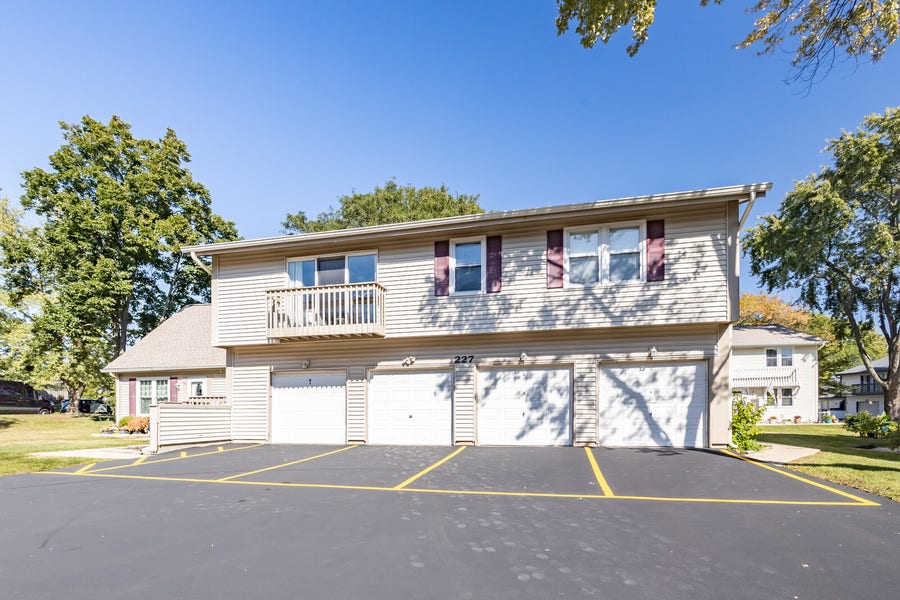 Property photo for 227 Elkhorn Court, #B, Bolingbrook, IL