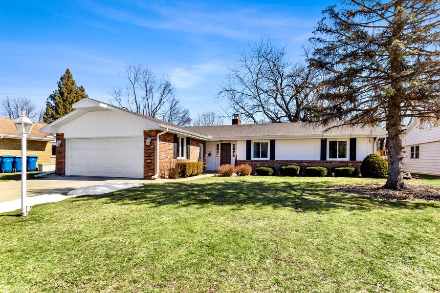 Property photo for 848 S Mckinley Avenue, Kankakee, IL