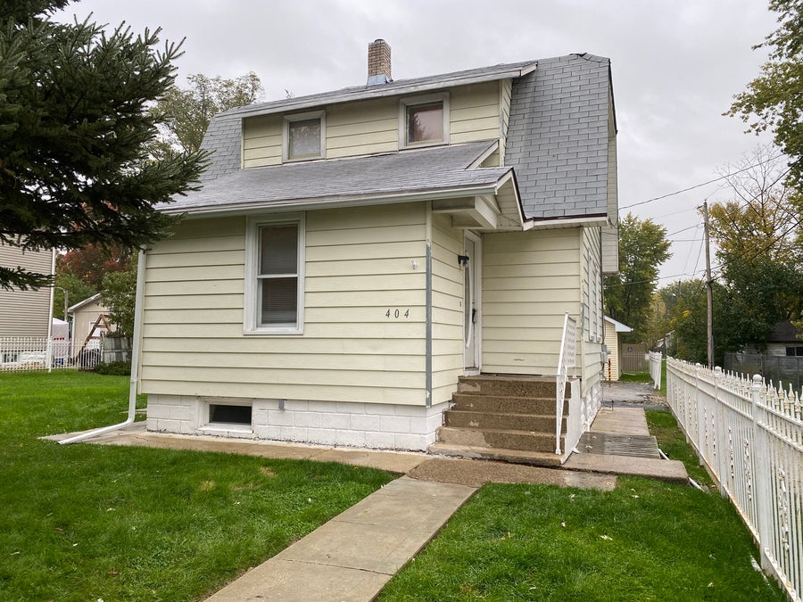 Property photo for 404 Mohawk Street, Joliet, IL