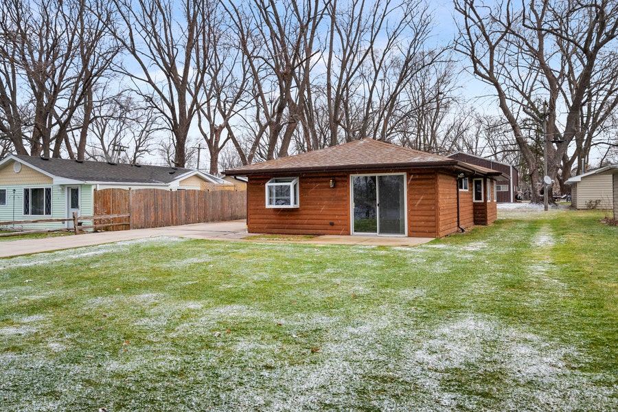 Property photo for 1811 Lakewood Drive, Wilmington, IL