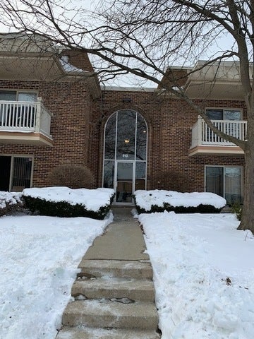 Property photo for 910 W Alleghany Drive, #2C, Arlington Heights, IL