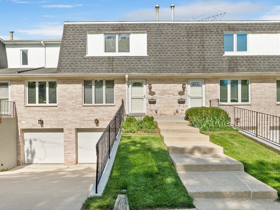 Property photo for 5133 Carpenter Street, #6, Downers Grove, IL