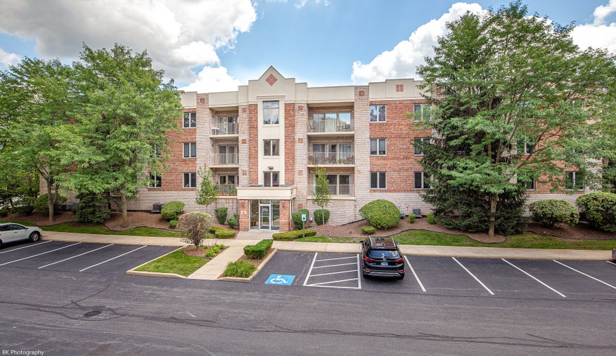 Property photo for 7831 W 157th Street, #308, Orland Park, IL