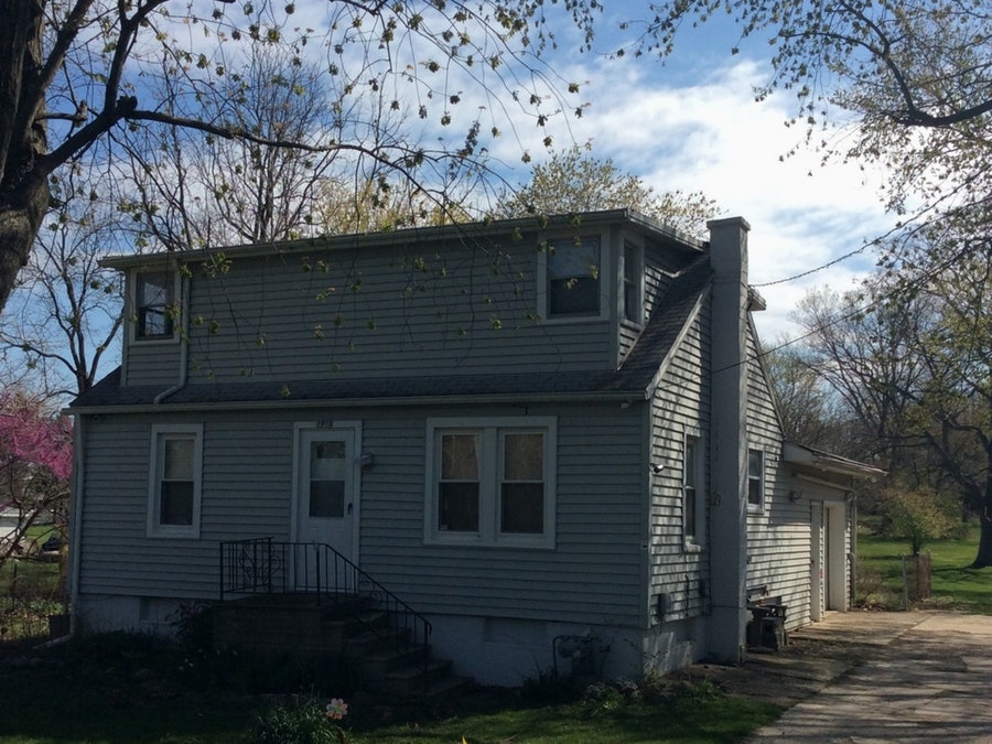 Property photo for 2708 LAWRENCE Avenue, Lockport, IL