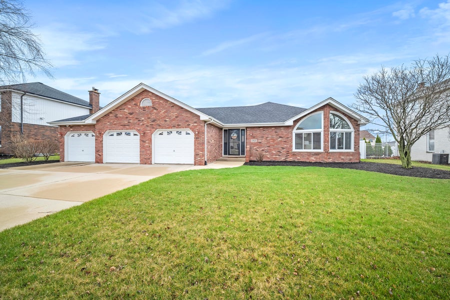 Property photo for 17925 Flamingo Drive, Tinley Park, IL
