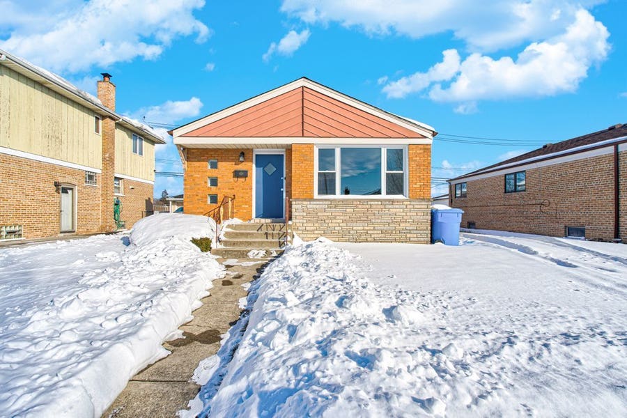 Property photo for 8145 S Komensky Avenue, Chicago, IL