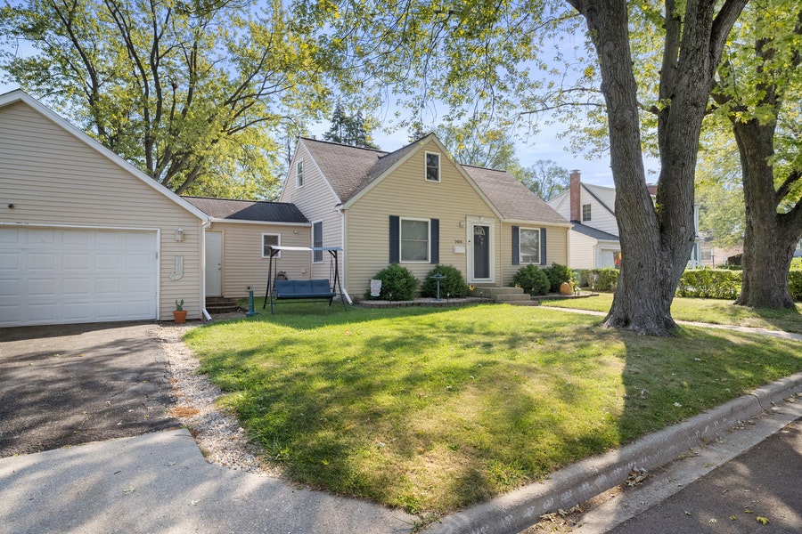 Property photo for 1406 N May Street, Joliet, IL